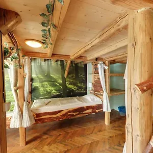 Artharmony & Hostal